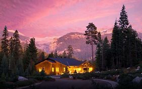 Wuksachi Lodge Sequoia National Park